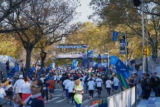 米兰体育(中国大陆)官网-伦敦马拉松跑手破纪录，现场欢呼不断，伦敦马拉松比赛